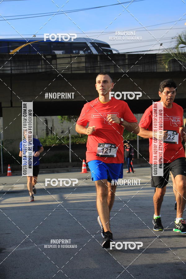 Buy your photos of the eventSantander Track & Field Run Series - Shopping Tambor on Fotop