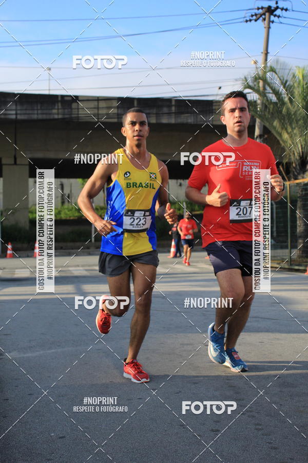 Buy your photos of the eventSantander Track & Field Run Series - Shopping Tambor on Fotop