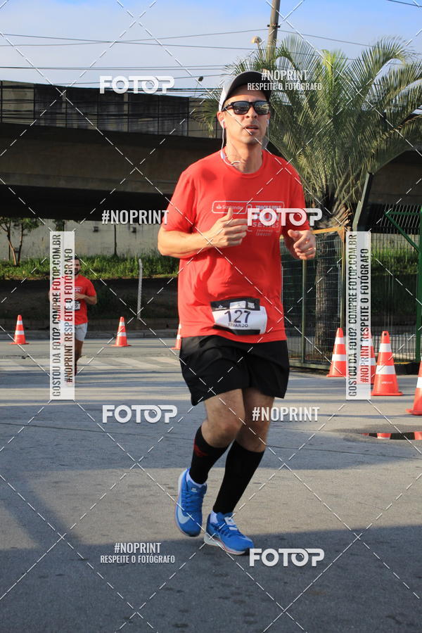 Buy your photos of the eventSantander Track & Field Run Series - Shopping Tambor on Fotop