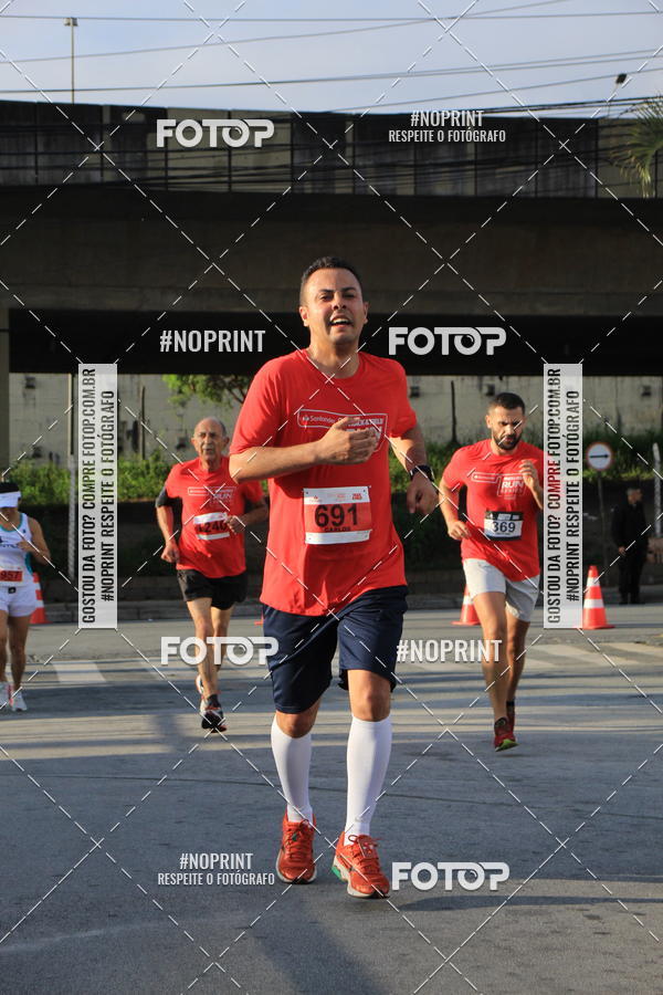 Buy your photos of the eventSantander Track & Field Run Series - Shopping Tambor on Fotop