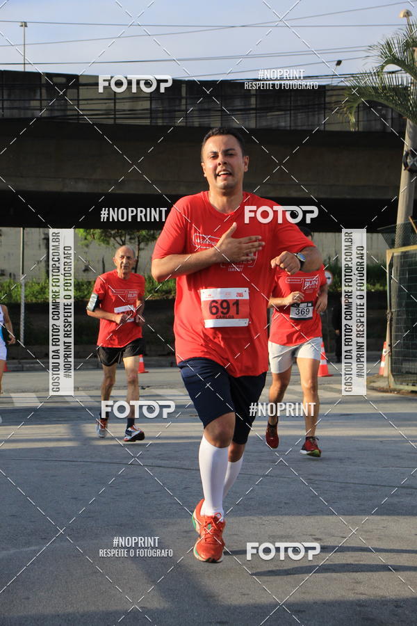 Buy your photos of the eventSantander Track & Field Run Series - Shopping Tambor on Fotop