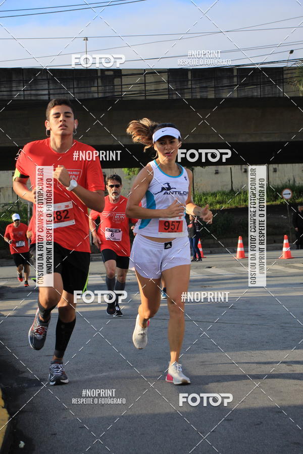 Buy your photos of the eventSantander Track & Field Run Series - Shopping Tambor on Fotop