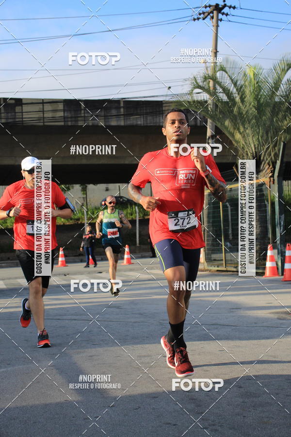 Buy your photos of the eventSantander Track & Field Run Series - Shopping Tambor on Fotop