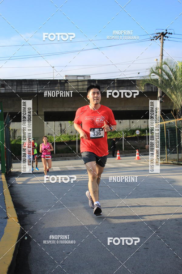 Buy your photos of the eventSantander Track & Field Run Series - Shopping Tambor on Fotop