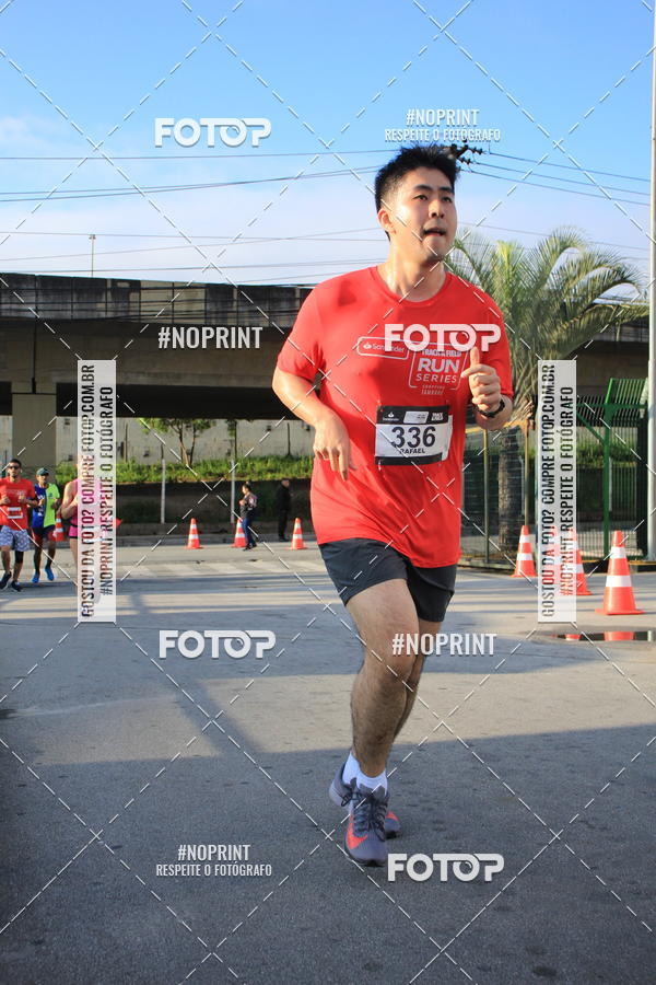 Buy your photos of the eventSantander Track & Field Run Series - Shopping Tambor on Fotop
