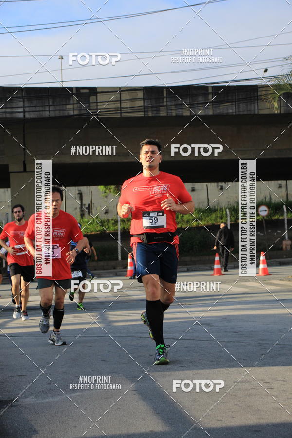Buy your photos of the eventSantander Track & Field Run Series - Shopping Tambor on Fotop