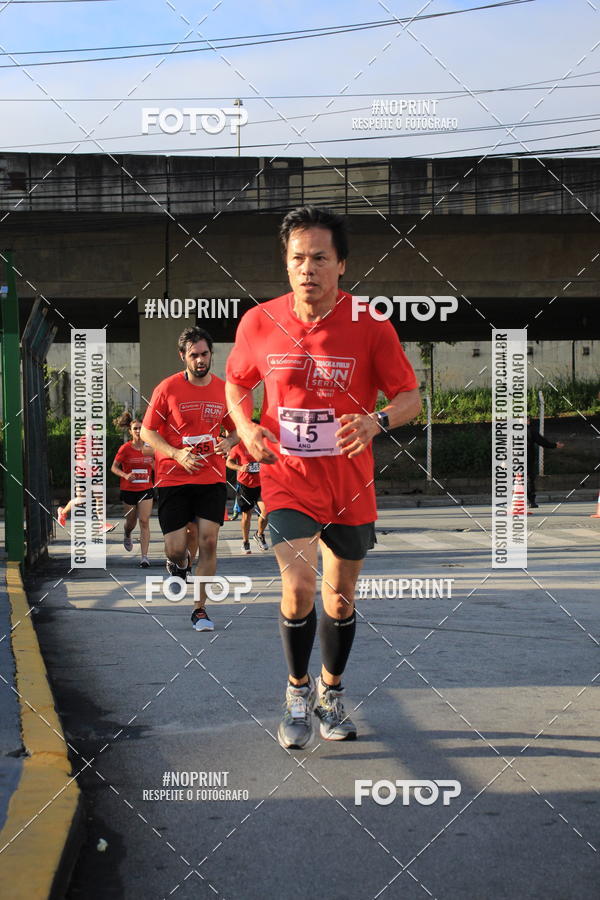 Buy your photos of the eventSantander Track & Field Run Series - Shopping Tambor on Fotop