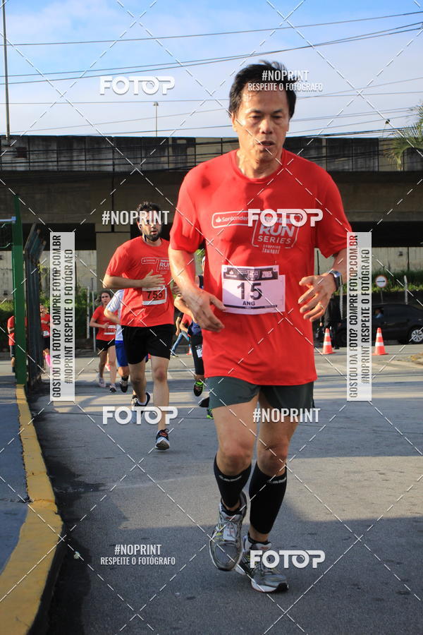 Buy your photos of the eventSantander Track & Field Run Series - Shopping Tambor on Fotop