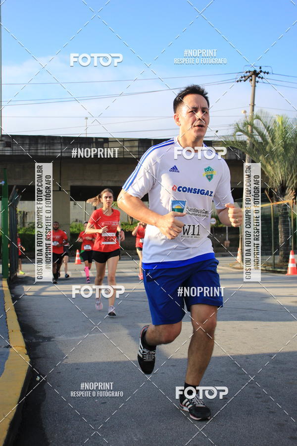 Buy your photos of the eventSantander Track & Field Run Series - Shopping Tambor on Fotop
