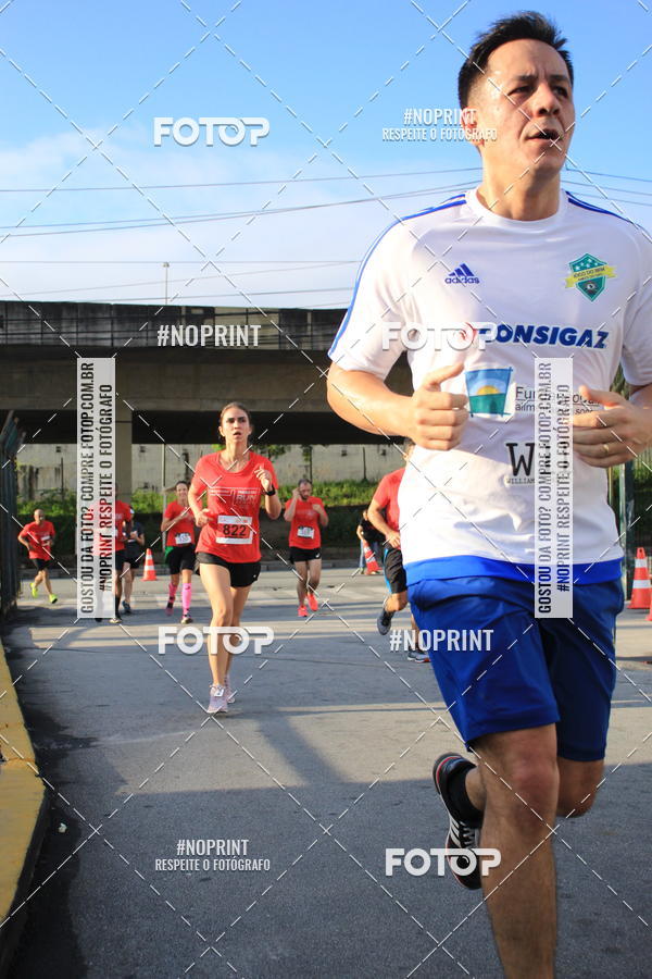Buy your photos of the eventSantander Track & Field Run Series - Shopping Tambor on Fotop