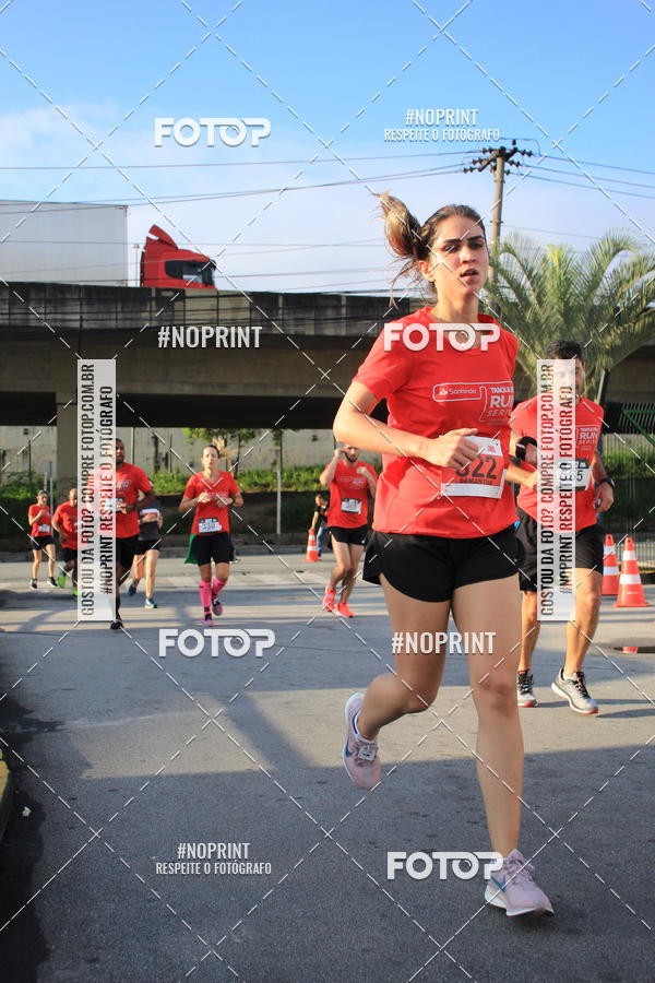 Buy your photos of the eventSantander Track & Field Run Series - Shopping Tambor on Fotop