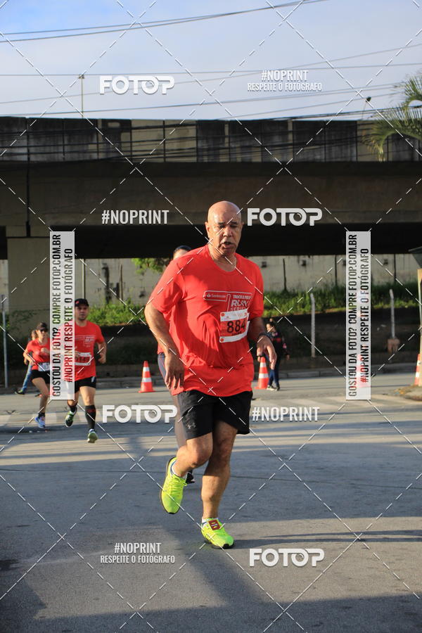 Buy your photos of the eventSantander Track & Field Run Series - Shopping Tambor on Fotop