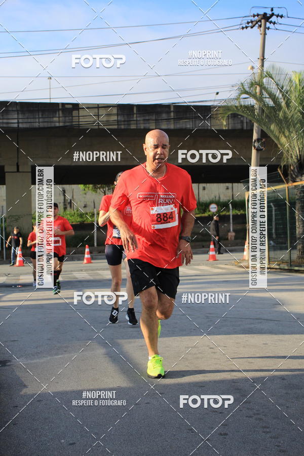 Buy your photos of the eventSantander Track & Field Run Series - Shopping Tambor on Fotop