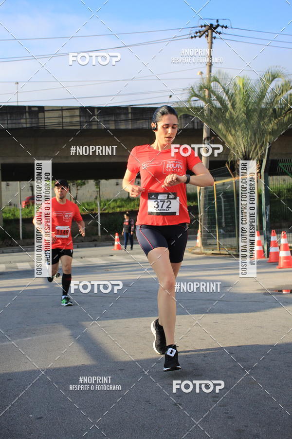Buy your photos of the eventSantander Track & Field Run Series - Shopping Tambor on Fotop