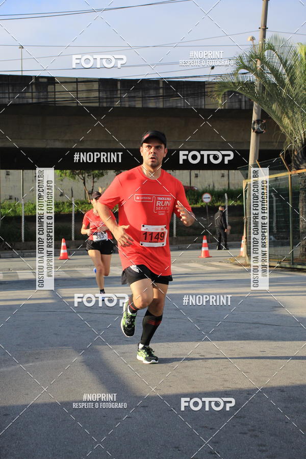 Buy your photos of the eventSantander Track & Field Run Series - Shopping Tambor on Fotop