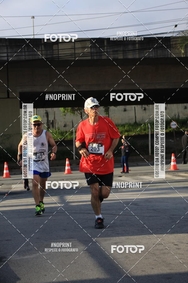 Buy your photos of the eventSantander Track & Field Run Series - Shopping Tambor on Fotop