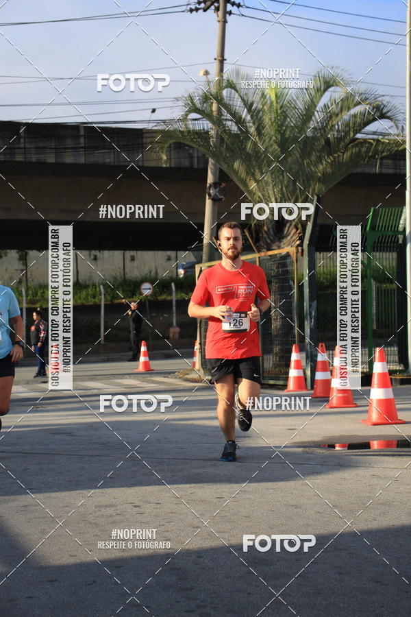 Buy your photos of the eventSantander Track & Field Run Series - Shopping Tambor on Fotop