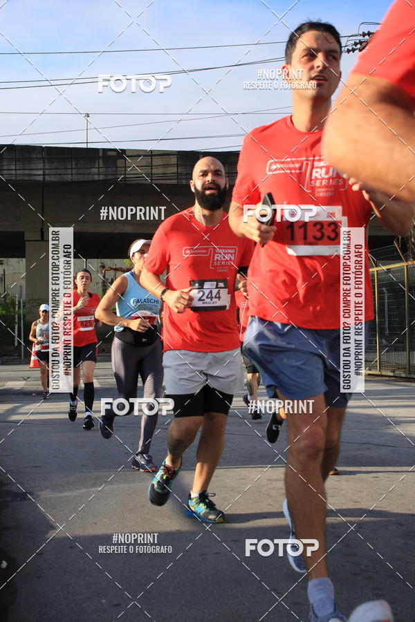 Buy your photos of the eventSantander Track & Field Run Series - Shopping Tambor on Fotop