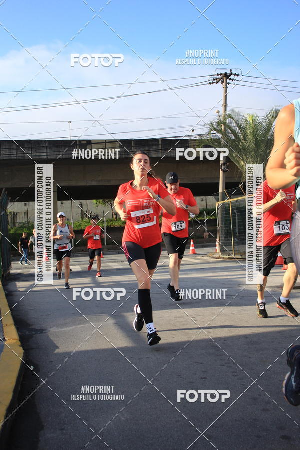 Buy your photos of the eventSantander Track & Field Run Series - Shopping Tambor on Fotop