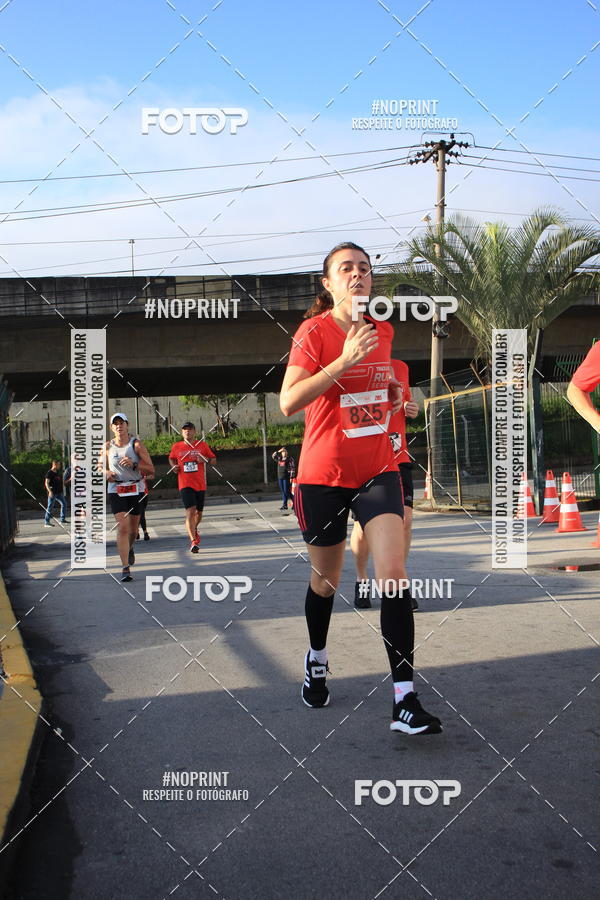 Buy your photos of the eventSantander Track & Field Run Series - Shopping Tambor on Fotop