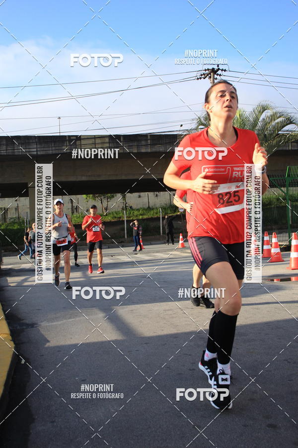 Buy your photos of the eventSantander Track & Field Run Series - Shopping Tambor on Fotop