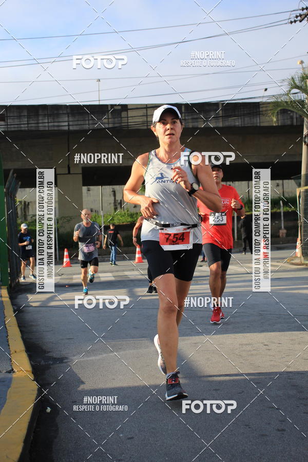 Buy your photos of the eventSantander Track & Field Run Series - Shopping Tambor on Fotop