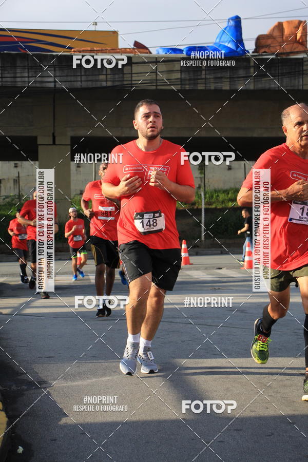 Buy your photos of the eventSantander Track & Field Run Series - Shopping Tambor on Fotop