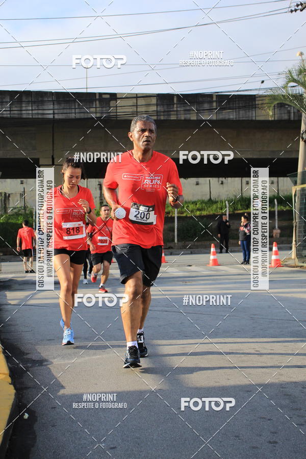 Buy your photos of the eventSantander Track & Field Run Series - Shopping Tambor on Fotop
