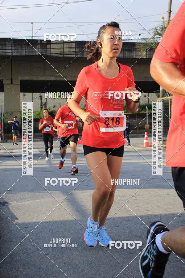 Buy your photos of the eventSantander Track & Field Run Series - Shopping Tambor on Fotop