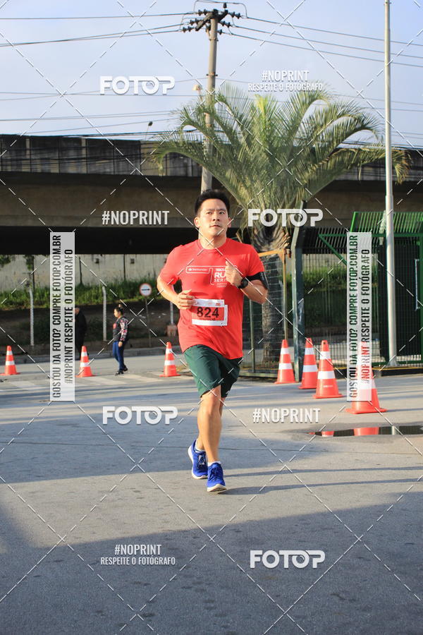 Buy your photos of the eventSantander Track & Field Run Series - Shopping Tambor on Fotop