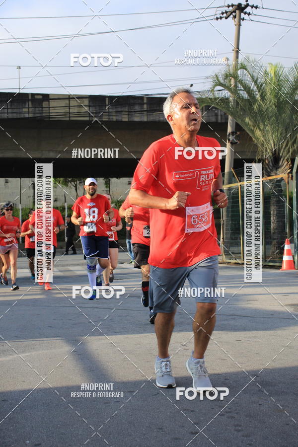 Buy your photos of the eventSantander Track & Field Run Series - Shopping Tambor on Fotop