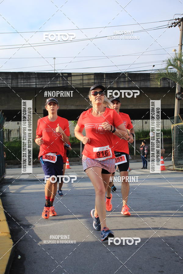 Buy your photos of the eventSantander Track & Field Run Series - Shopping Tambor on Fotop