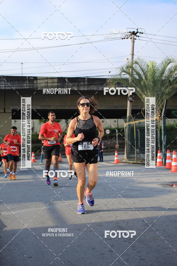 Buy your photos of the eventSantander Track & Field Run Series - Shopping Tambor on Fotop