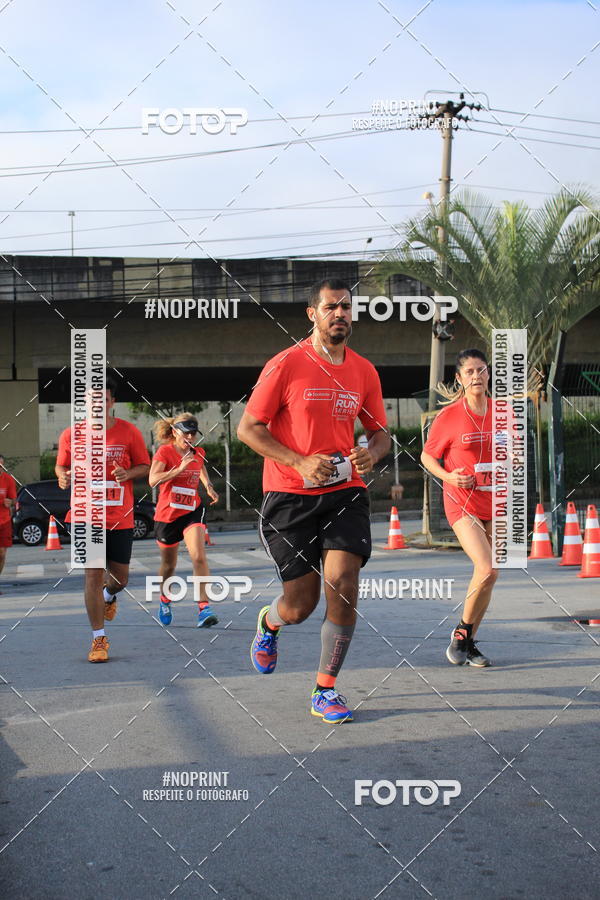 Buy your photos of the eventSantander Track & Field Run Series - Shopping Tambor on Fotop