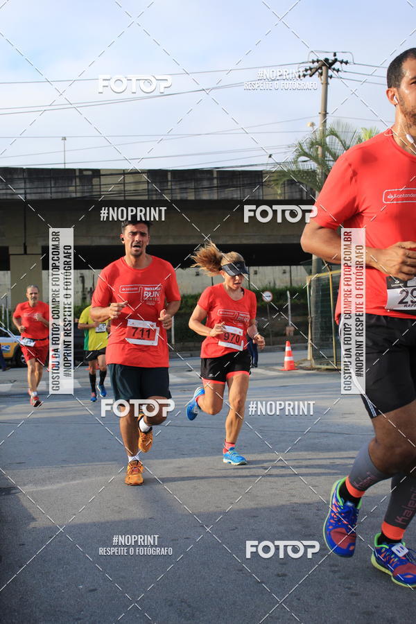 Buy your photos of the eventSantander Track & Field Run Series - Shopping Tambor on Fotop