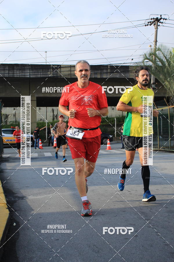 Buy your photos of the eventSantander Track & Field Run Series - Shopping Tambor on Fotop
