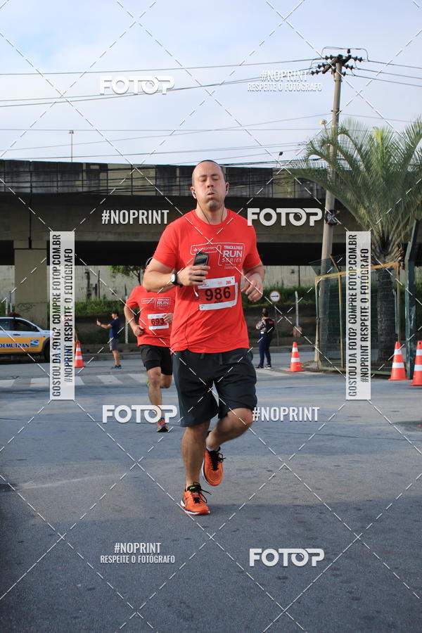 Buy your photos of the eventSantander Track & Field Run Series - Shopping Tambor on Fotop