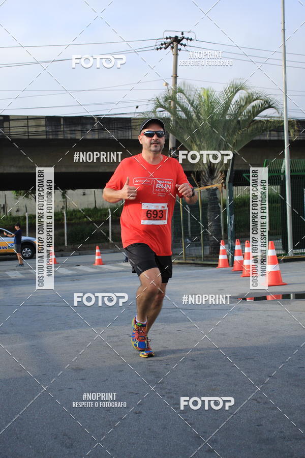 Buy your photos of the eventSantander Track & Field Run Series - Shopping Tambor on Fotop