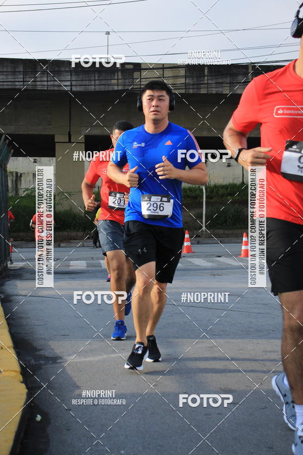 Buy your photos of the eventSantander Track & Field Run Series - Shopping Tambor on Fotop