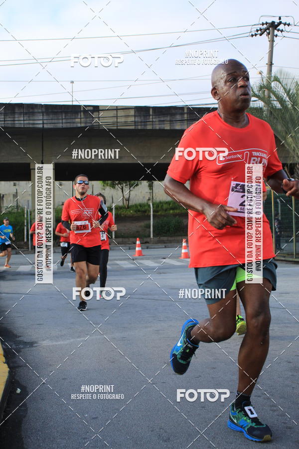 Buy your photos of the eventSantander Track & Field Run Series - Shopping Tambor on Fotop