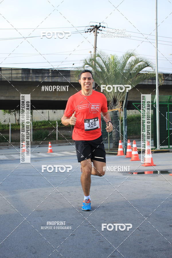 Buy your photos of the eventSantander Track & Field Run Series - Shopping Tambor on Fotop
