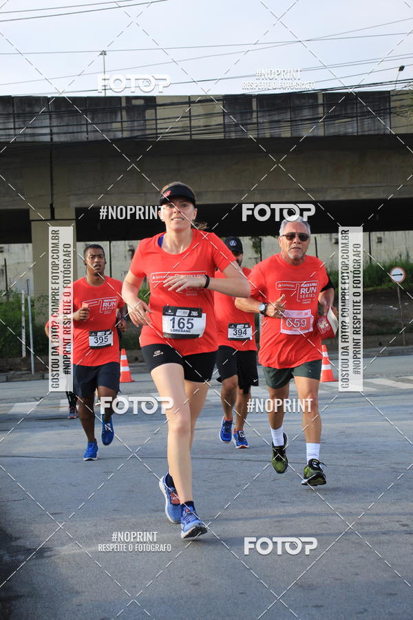 Buy your photos of the eventSantander Track & Field Run Series - Shopping Tambor on Fotop