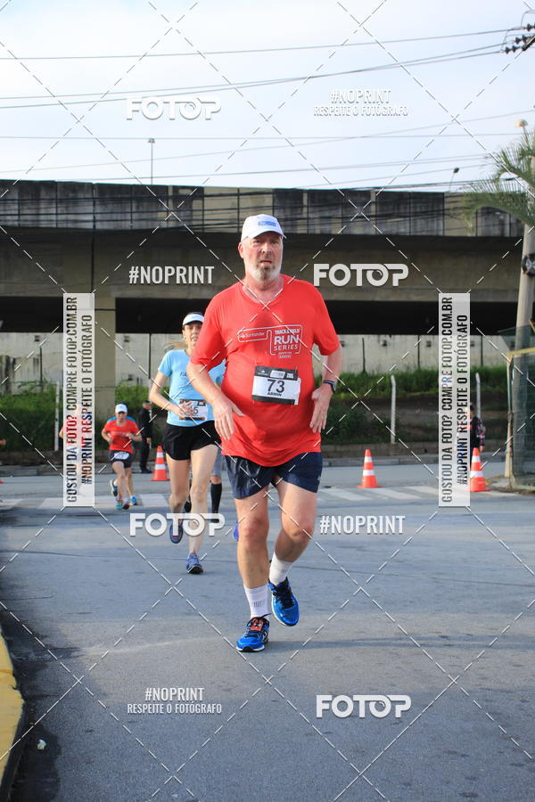 Buy your photos of the eventSantander Track & Field Run Series - Shopping Tambor on Fotop