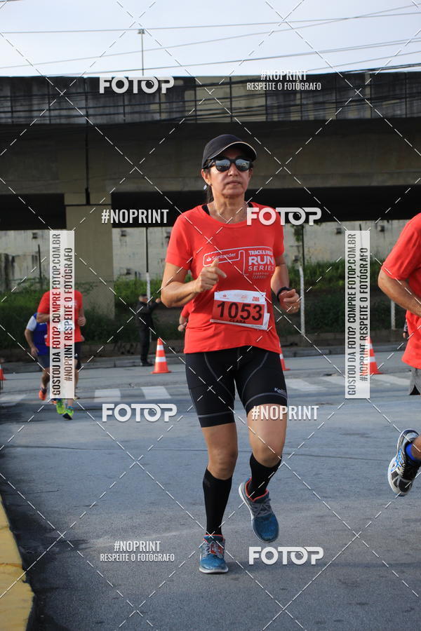 Buy your photos of the eventSantander Track & Field Run Series - Shopping Tambor on Fotop