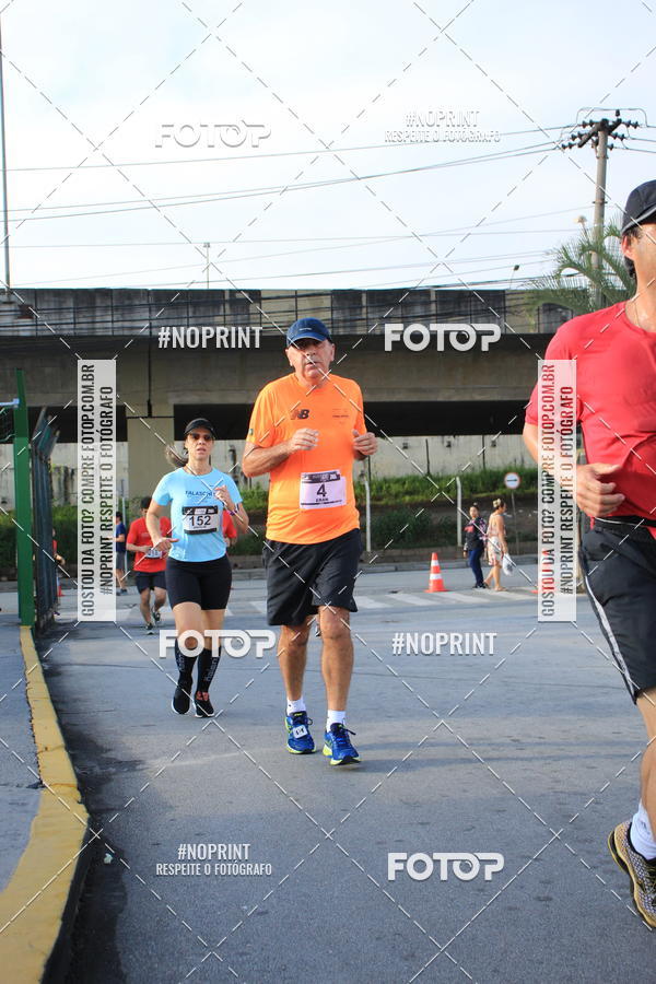 Buy your photos of the eventSantander Track & Field Run Series - Shopping Tambor on Fotop