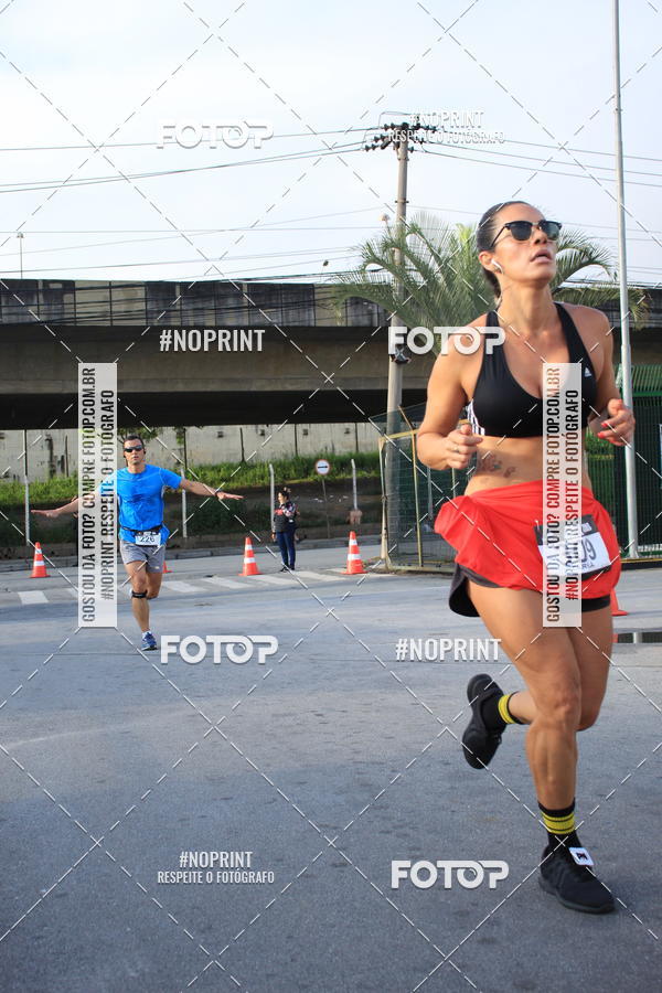 Buy your photos of the eventSantander Track & Field Run Series - Shopping Tambor on Fotop