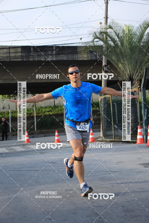 Buy your photos of the eventSantander Track & Field Run Series - Shopping Tambor on Fotop