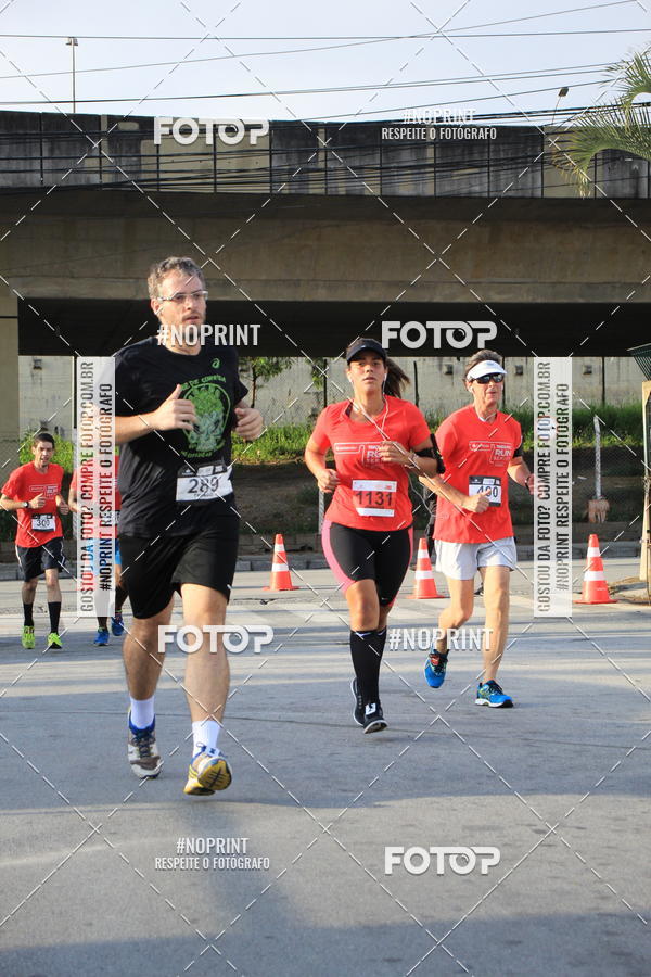 Buy your photos of the eventSantander Track & Field Run Series - Shopping Tambor on Fotop