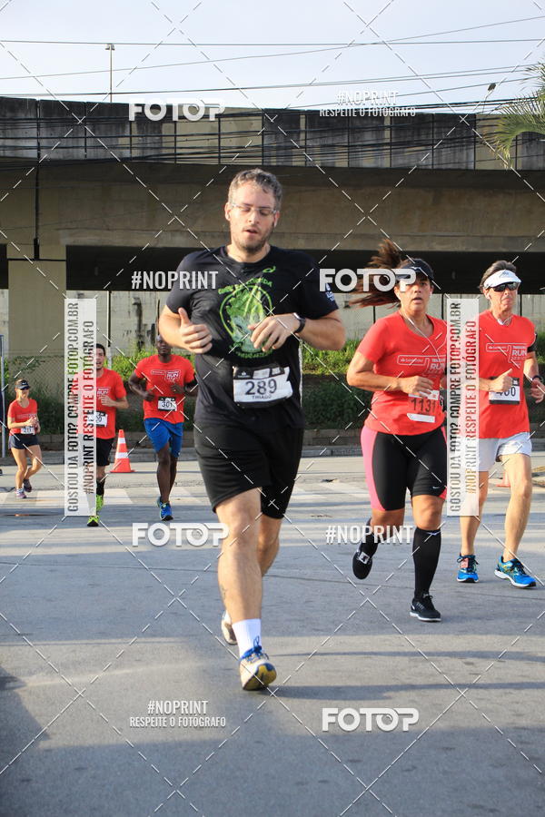 Buy your photos of the eventSantander Track & Field Run Series - Shopping Tambor on Fotop