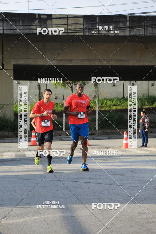Buy your photos of the eventSantander Track & Field Run Series - Shopping Tambor on Fotop